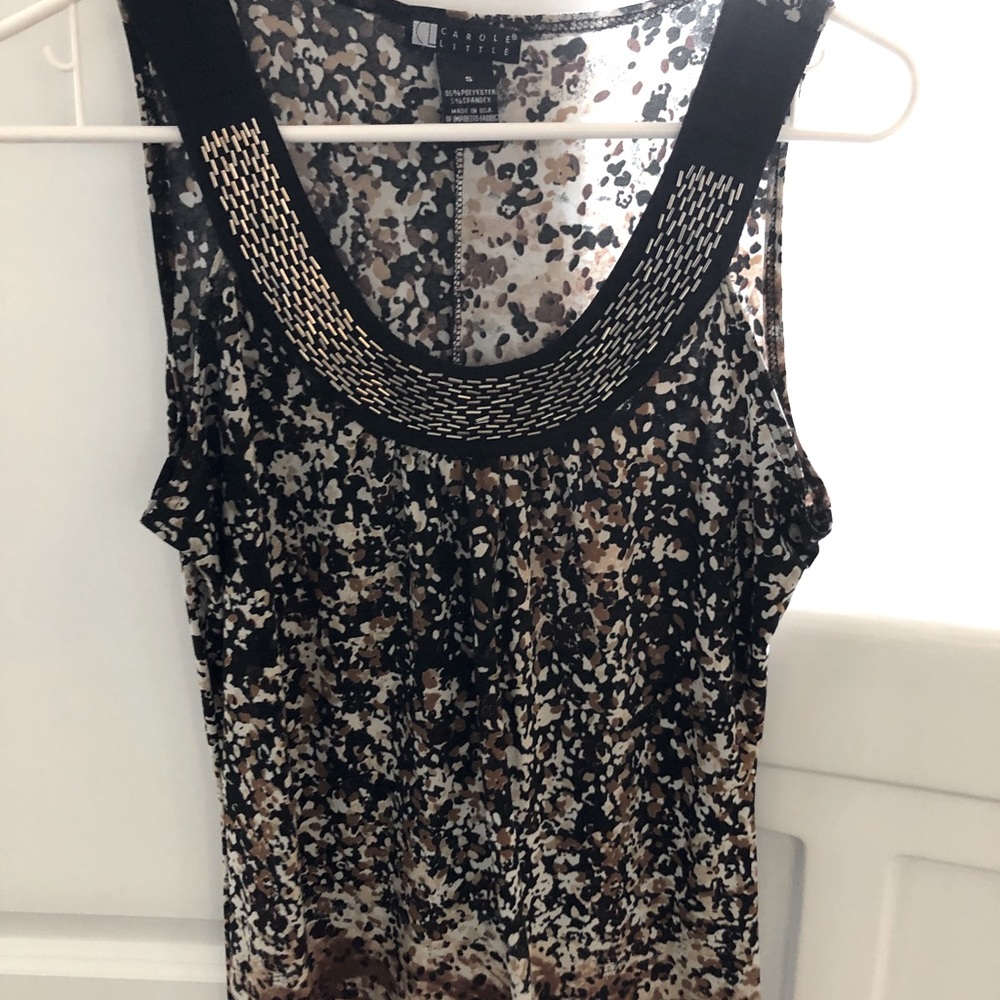 Carole Little -neutral sleeveless top -size small